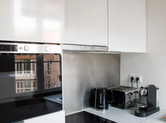 Palm Tree House, Apartemant In Principe Real Lisbon